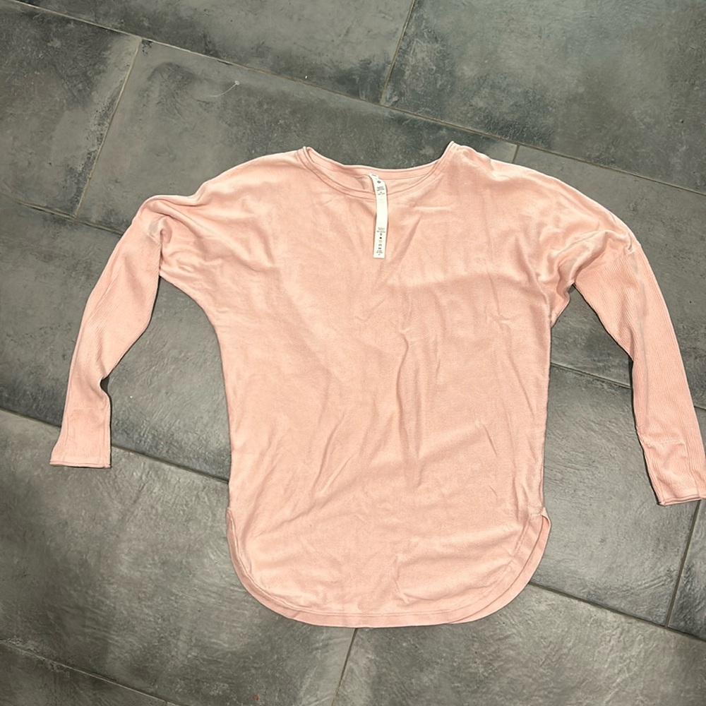 Women’s Lululemon sweater. Size 6. Pink.